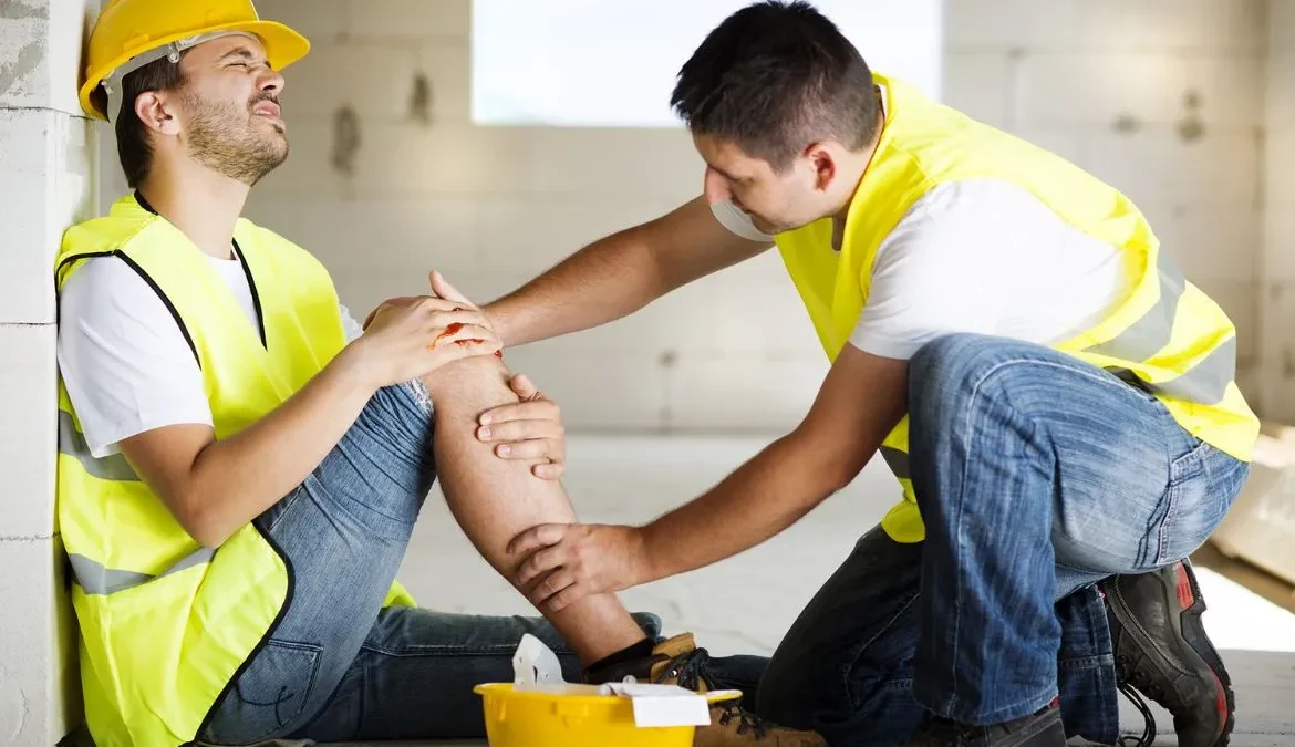 Immediate Action: Consulting a Workers' Compensation Attorney After an Injury