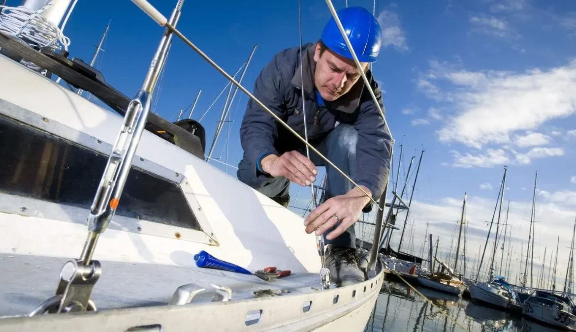 Mechanical Failure in boat